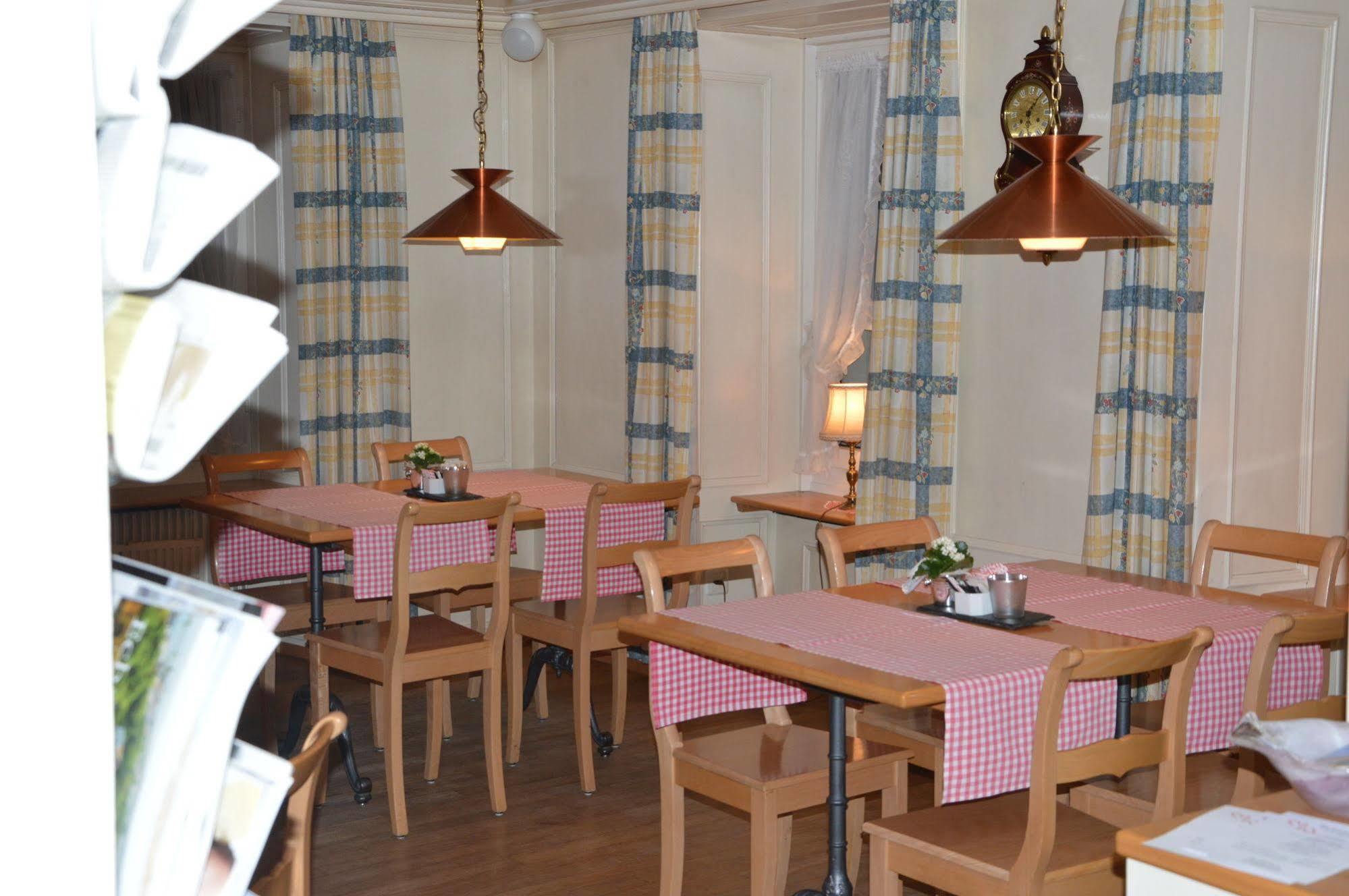 Hotel Garni Rösslipost Unteriberg Kültér fotó